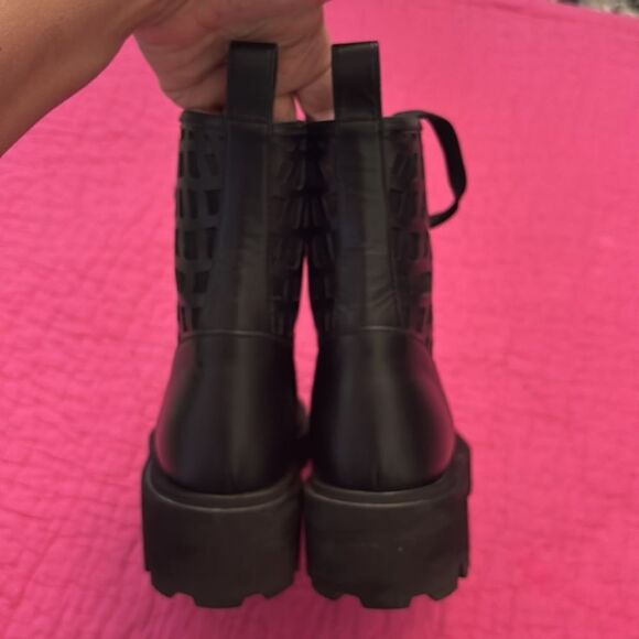 Baldinini Black Cutout Combat Boots, US8,5 - Picture 6 of 12
